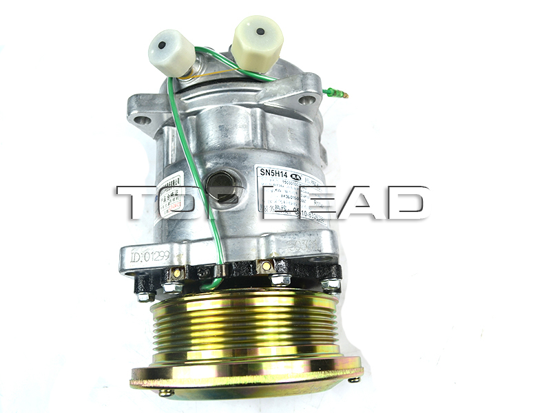 SinotrukHOWO Air-conditioning compressor WG1500139006